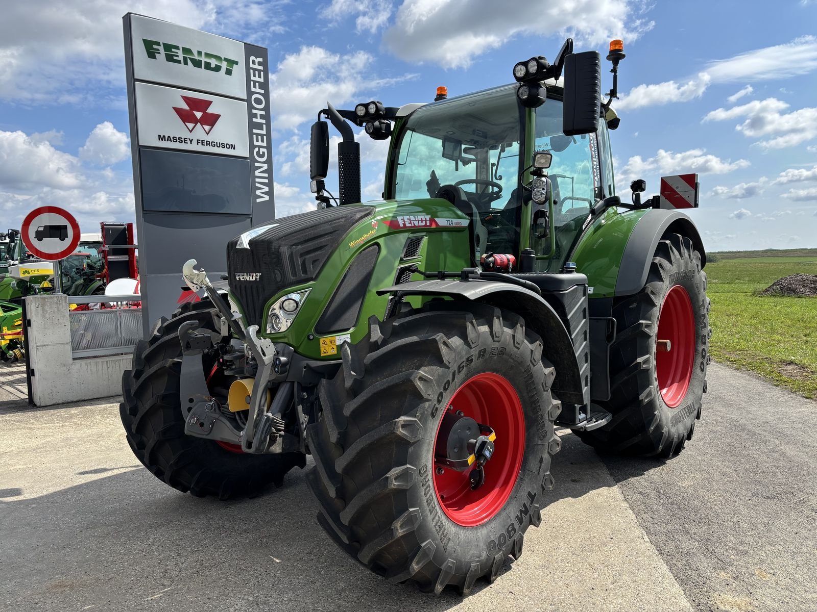 Traktor tipa Fendt 724 Vario Profi+, Vorführmaschine u Starrein (Slika 1)