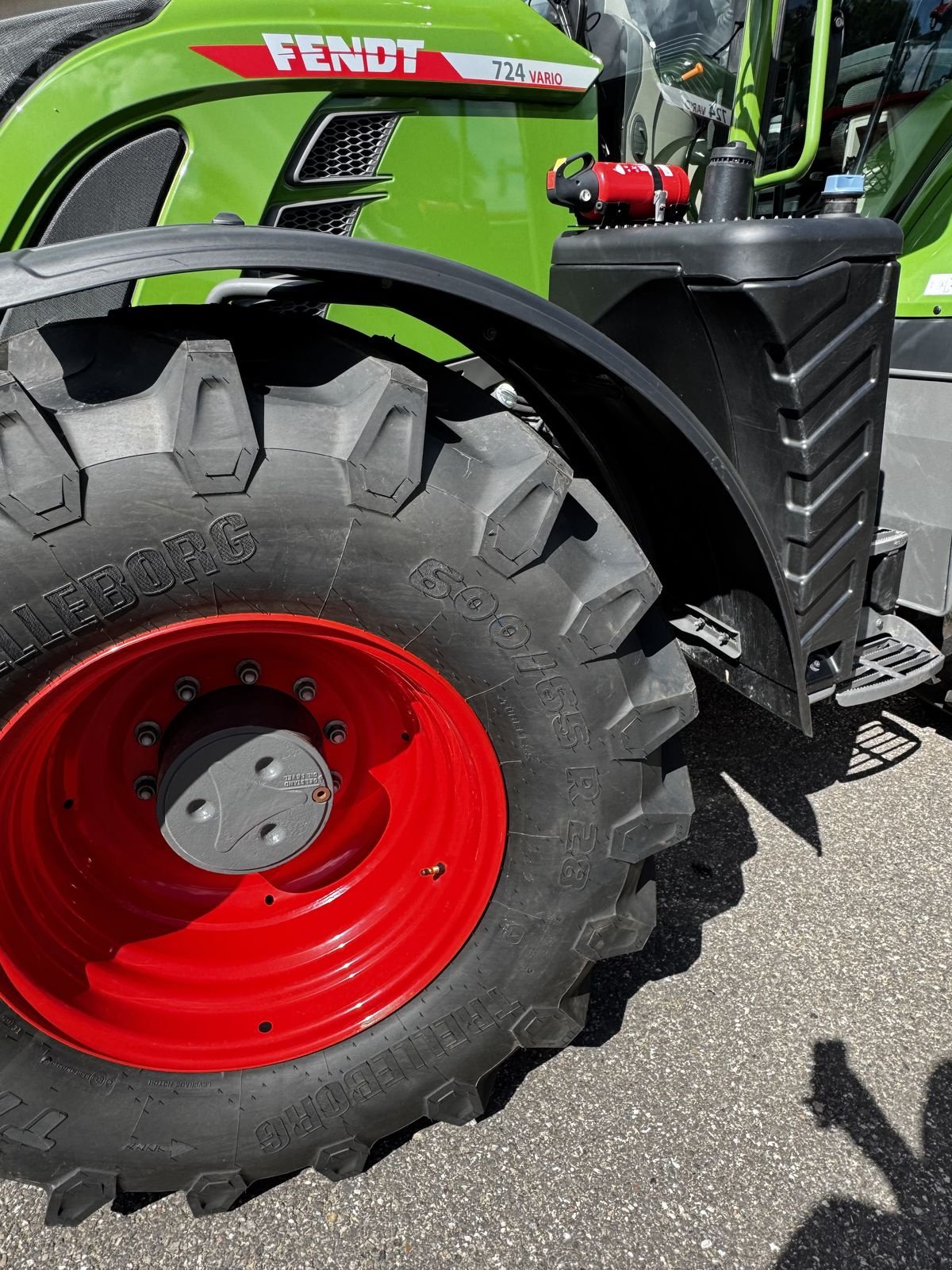 Traktor van het type Fendt 724 Vario Profi+, Vorführmaschine in Traberg (Foto 10)
