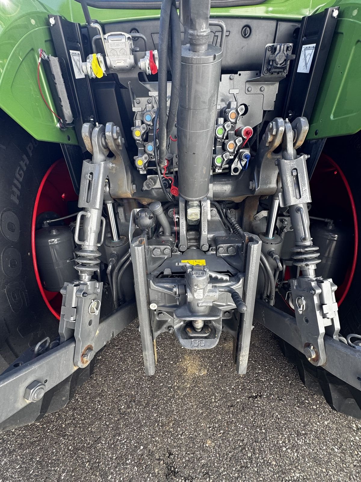 Traktor van het type Fendt 724 Vario Profi+, Vorführmaschine in Traberg (Foto 4)