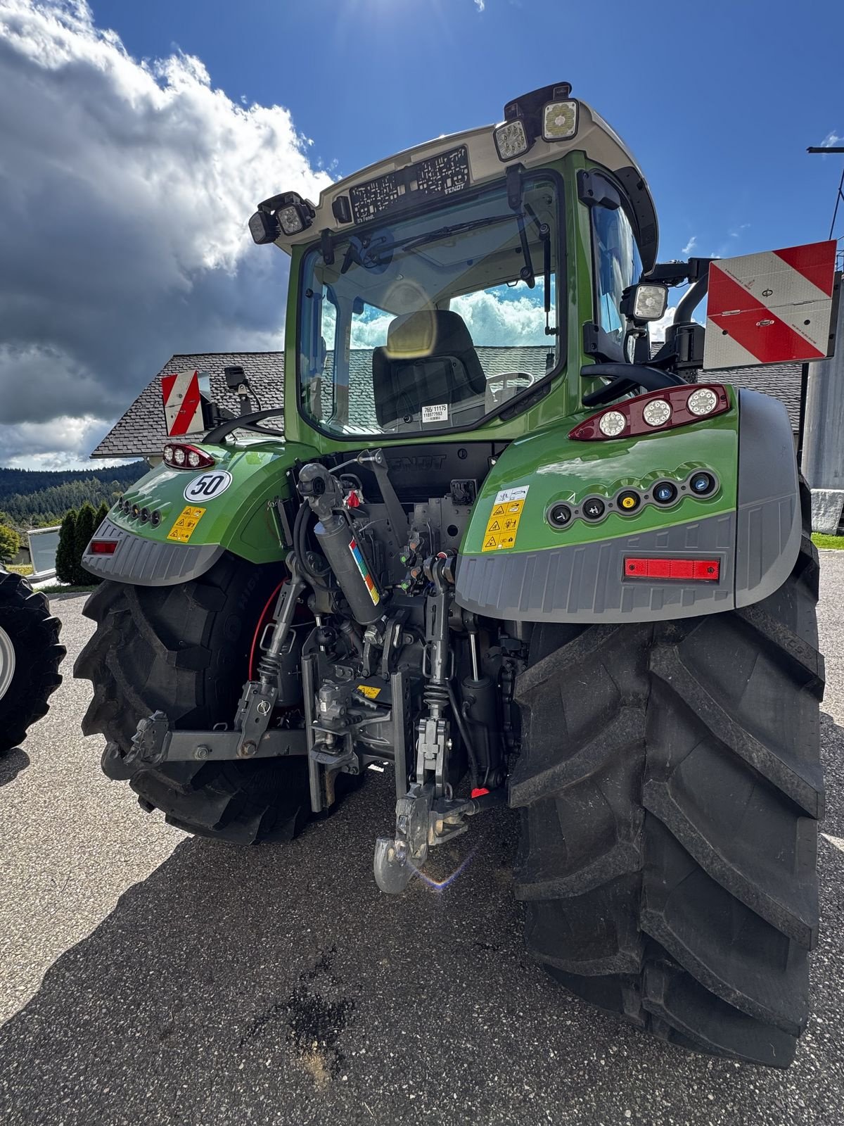 Traktor van het type Fendt 724 Vario Profi+, Vorführmaschine in Traberg (Foto 17)