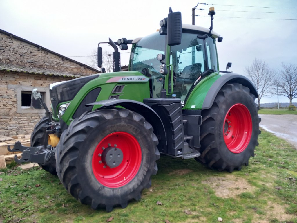 Traktor typu Fendt 724 VARIO PROFI +, Gebrauchtmaschine v Saint-Rémy (Obrázok 1)