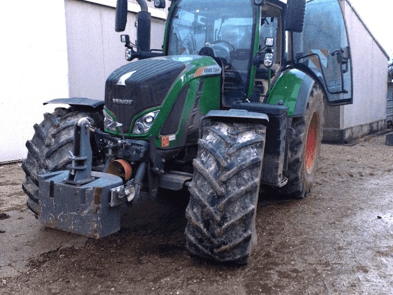 Traktor des Typs Fendt 724 VARIO PROFI +, Gebrauchtmaschine in Saint-Affrique (Bild 1)
