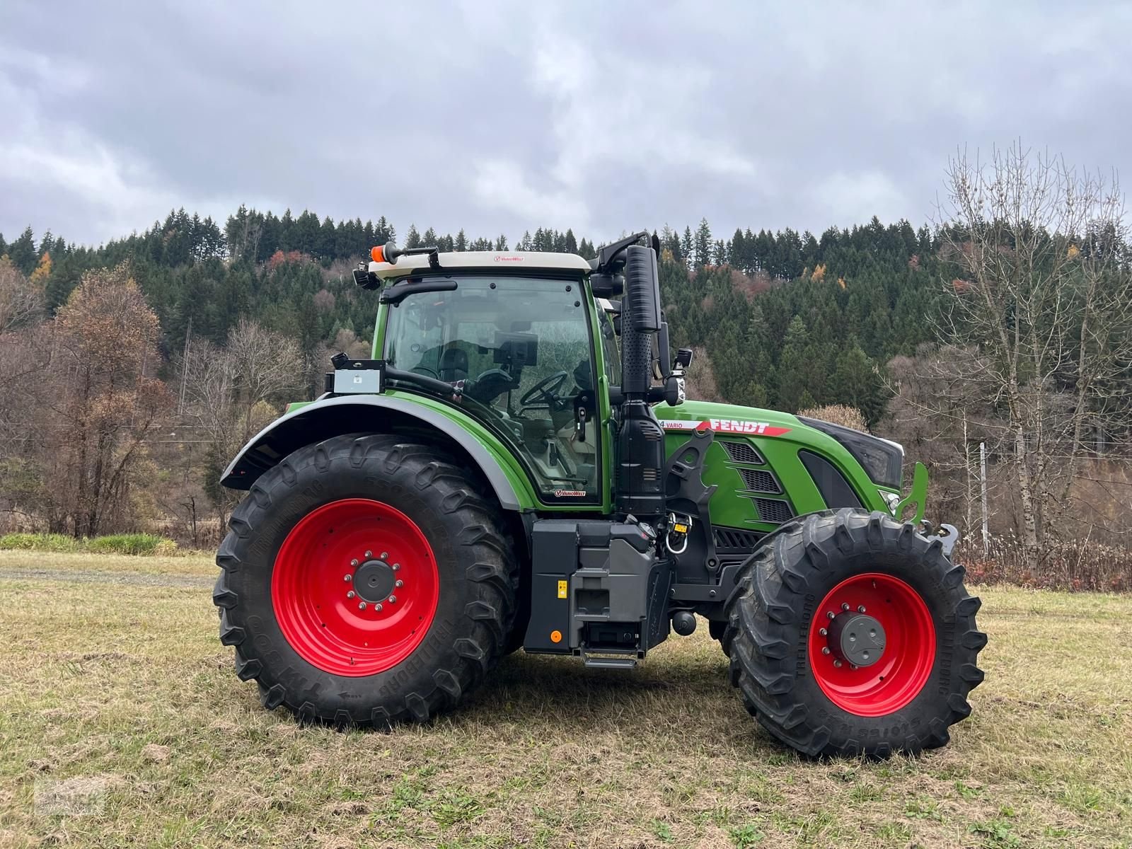 Traktor typu Fendt 724 Vario Profi+, Gebrauchtmaschine v Burgkirchen (Obrázek 5)