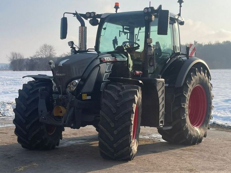 Traktor типа Fendt 724 Vario Profi+, Gebrauchtmaschine в Straden