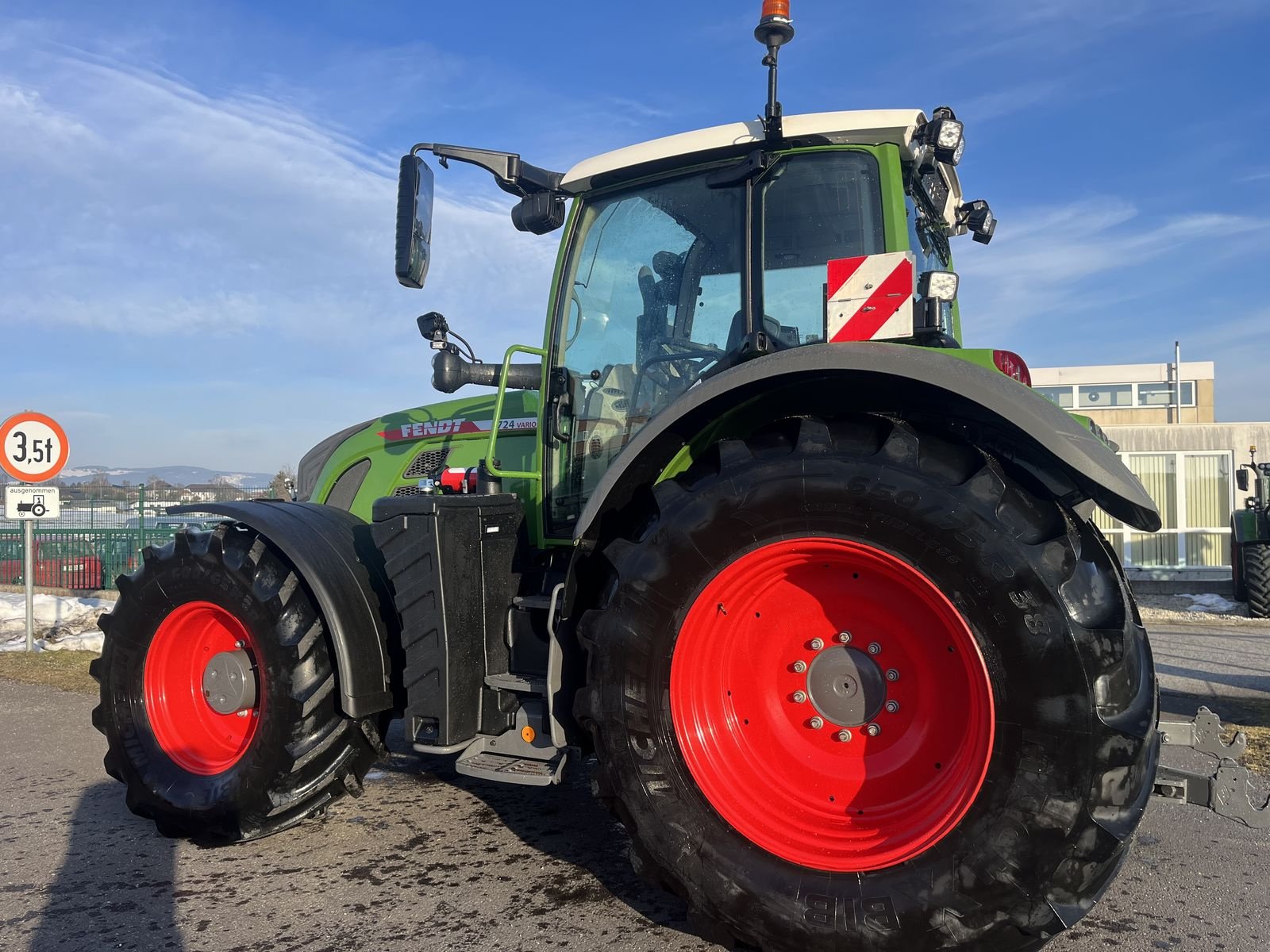 Traktor des Typs Fendt 724 Vario Profi+, Gebrauchtmaschine in Arnreit (Bild 5)