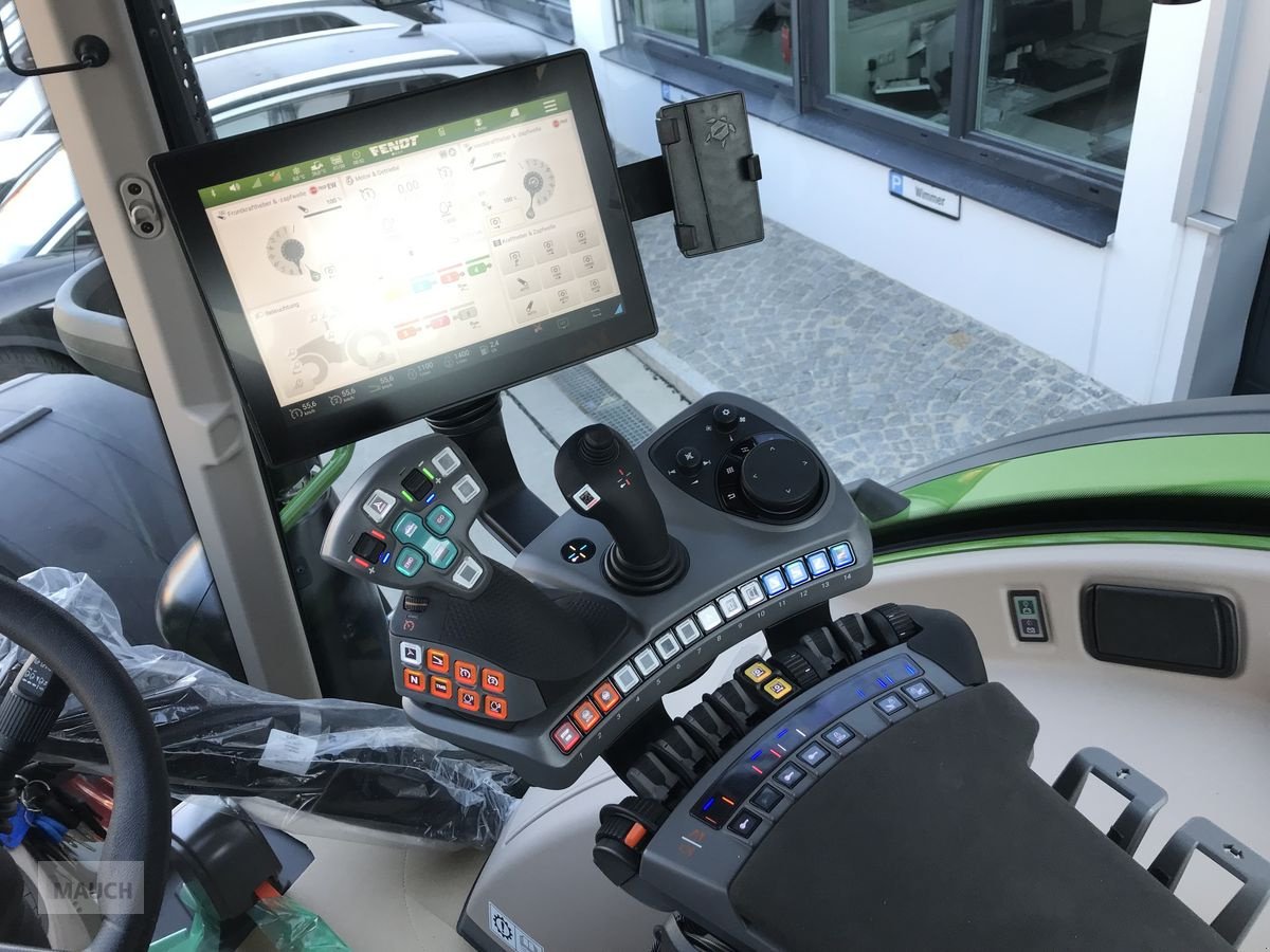 Traktor des Typs Fendt 724 Vario Profi+ (Gen 7), Neumaschine in Burgkirchen (Bild 10)