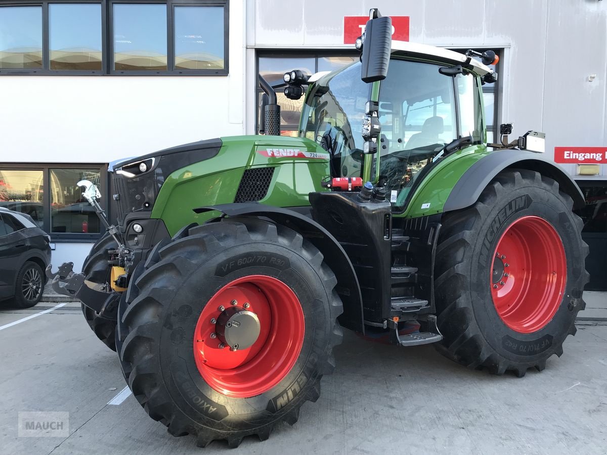 Traktor des Typs Fendt 724 Vario Profi+ (Gen 7), Neumaschine in Burgkirchen (Bild 1)