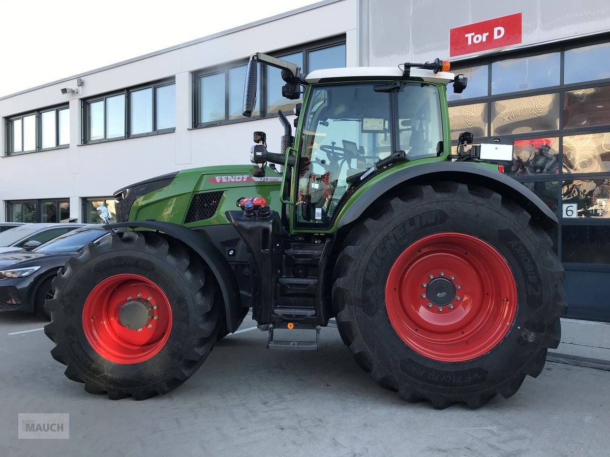 Traktor des Typs Fendt 724 Vario Profi+ (Gen 7), Neumaschine in Burgkirchen (Bild 2)