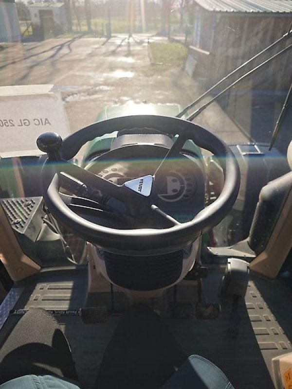 Traktor του τύπου Fendt 724 Vario Profi Plus, mit Tauschmotor, Gebrauchtmaschine σε Rauschendorf (Φωτογραφία 7)