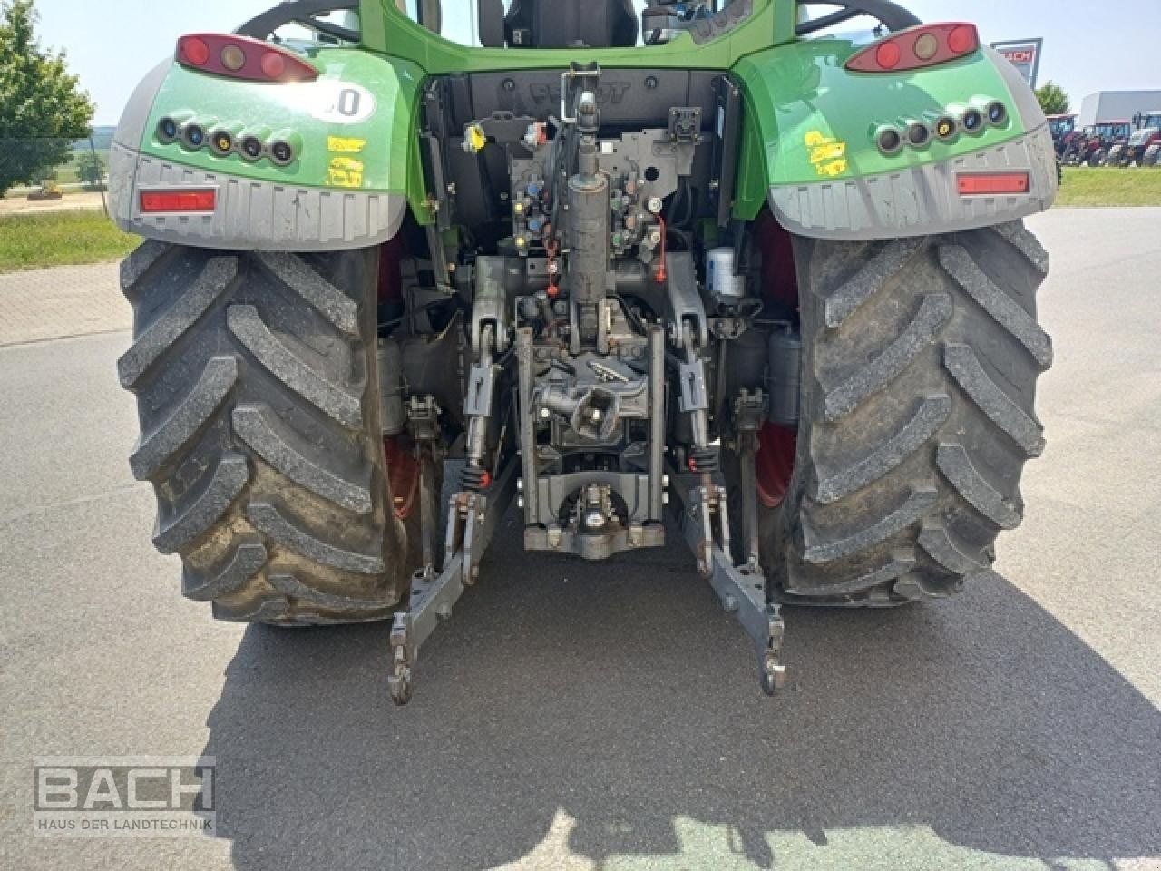 Traktor типа Fendt 724 VARIO PROFI PLUS, Gebrauchtmaschine в Boxberg-Seehof (Фотография 2)