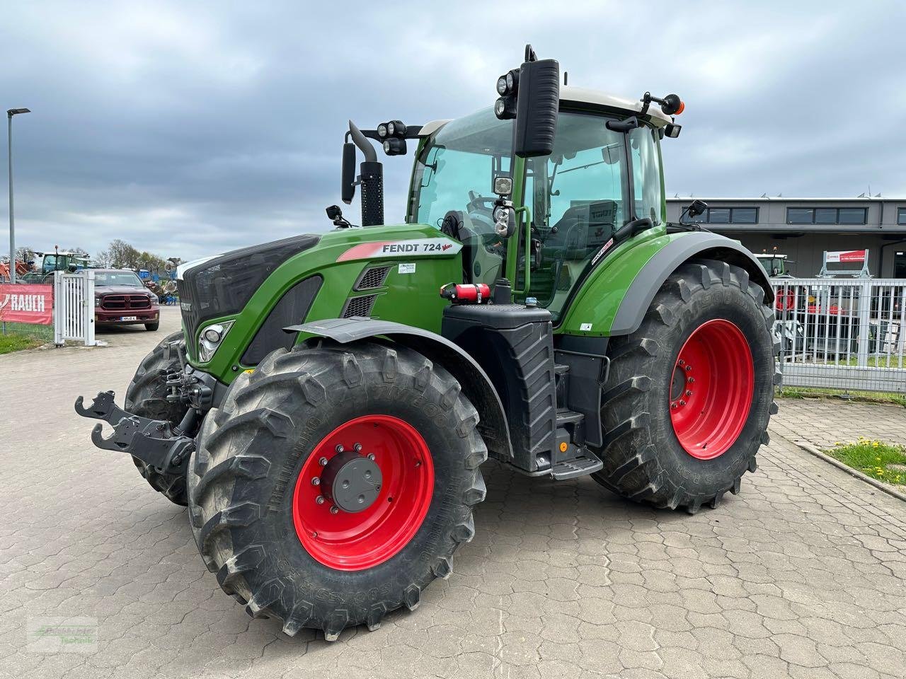 Traktor typu Fendt 724 Vario Profi Plus, Gebrauchtmaschine w Coppenbruegge (Zdjęcie 1)