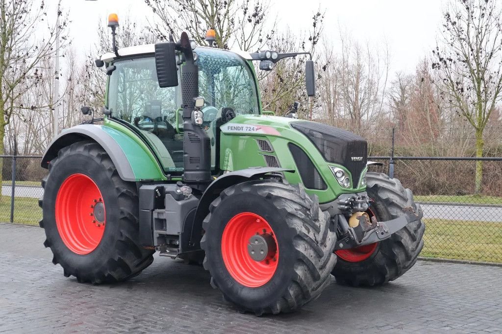 Traktor tip Fendt 724 VARIO PROFI S4 FRONT PTO 50 KM/H ZULASSUNG, Gebrauchtmaschine in Marknesse (Poză 8)