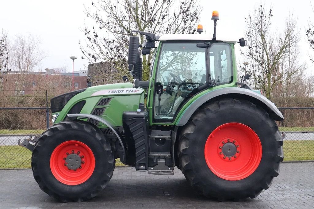 Traktor tip Fendt 724 VARIO PROFI S4 FRONT PTO 50 KM/H ZULASSUNG, Gebrauchtmaschine in Marknesse (Poză 3)