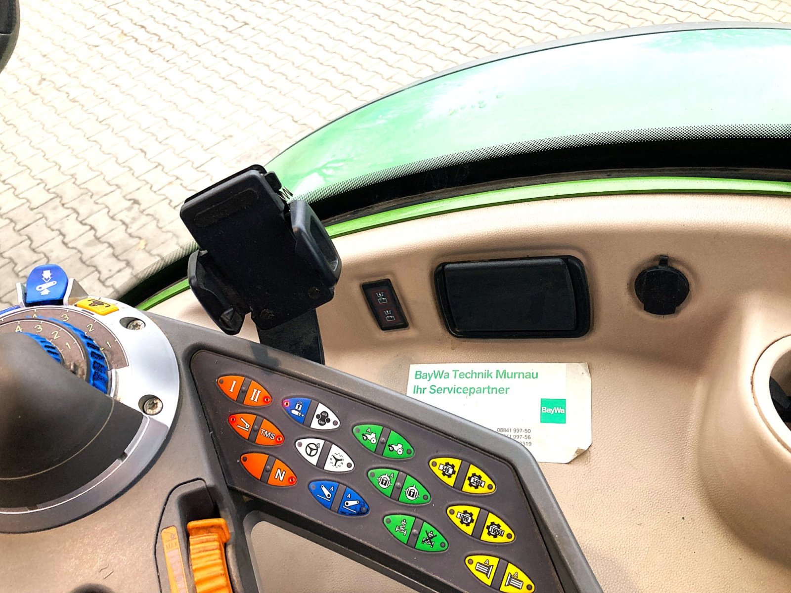 Traktor of the type Fendt 724 Vario Profi, Gebrauchtmaschine in Murnau (Picture 5)