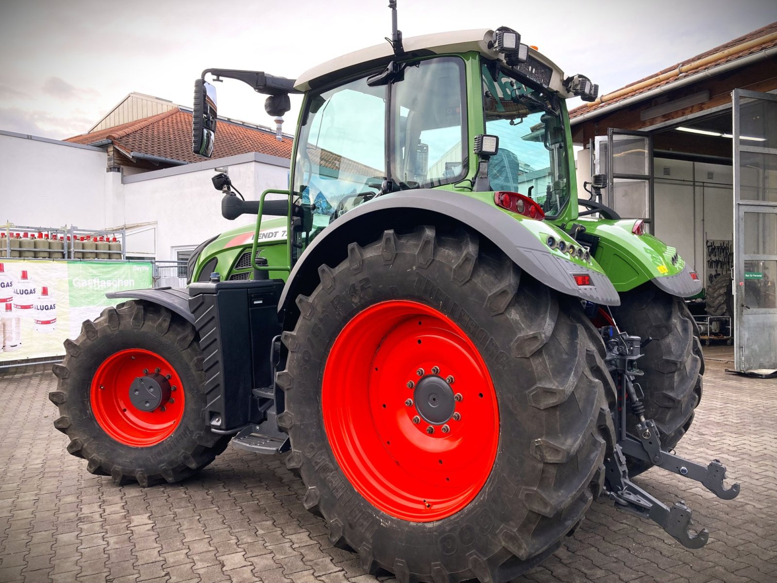 Traktor typu Fendt 724 Vario Profi, Gebrauchtmaschine v Murnau (Obrázek 2)