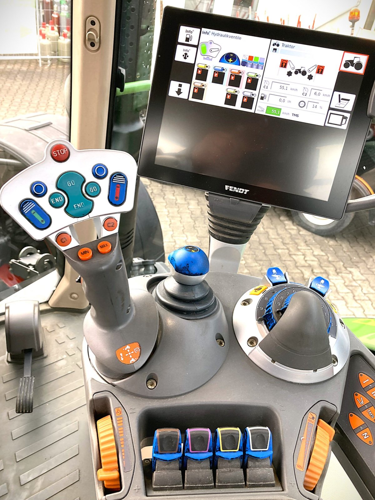 Traktor typu Fendt 724 Vario Profi, Gebrauchtmaschine v Murnau (Obrázek 11)