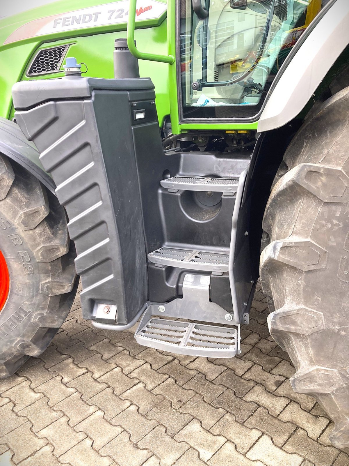 Traktor typu Fendt 724 Vario Profi, Gebrauchtmaschine v Murnau (Obrázek 13)