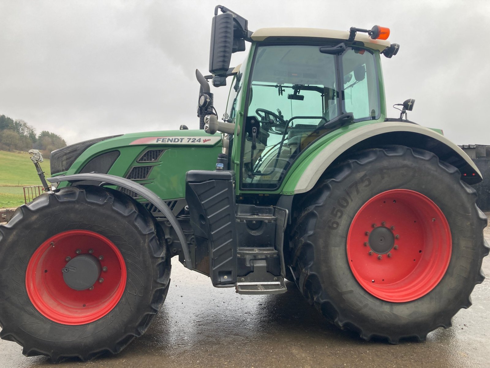 Traktor za tip Fendt 724 Vario Profi, Gebrauchtmaschine u Hayingen (Slika 1)