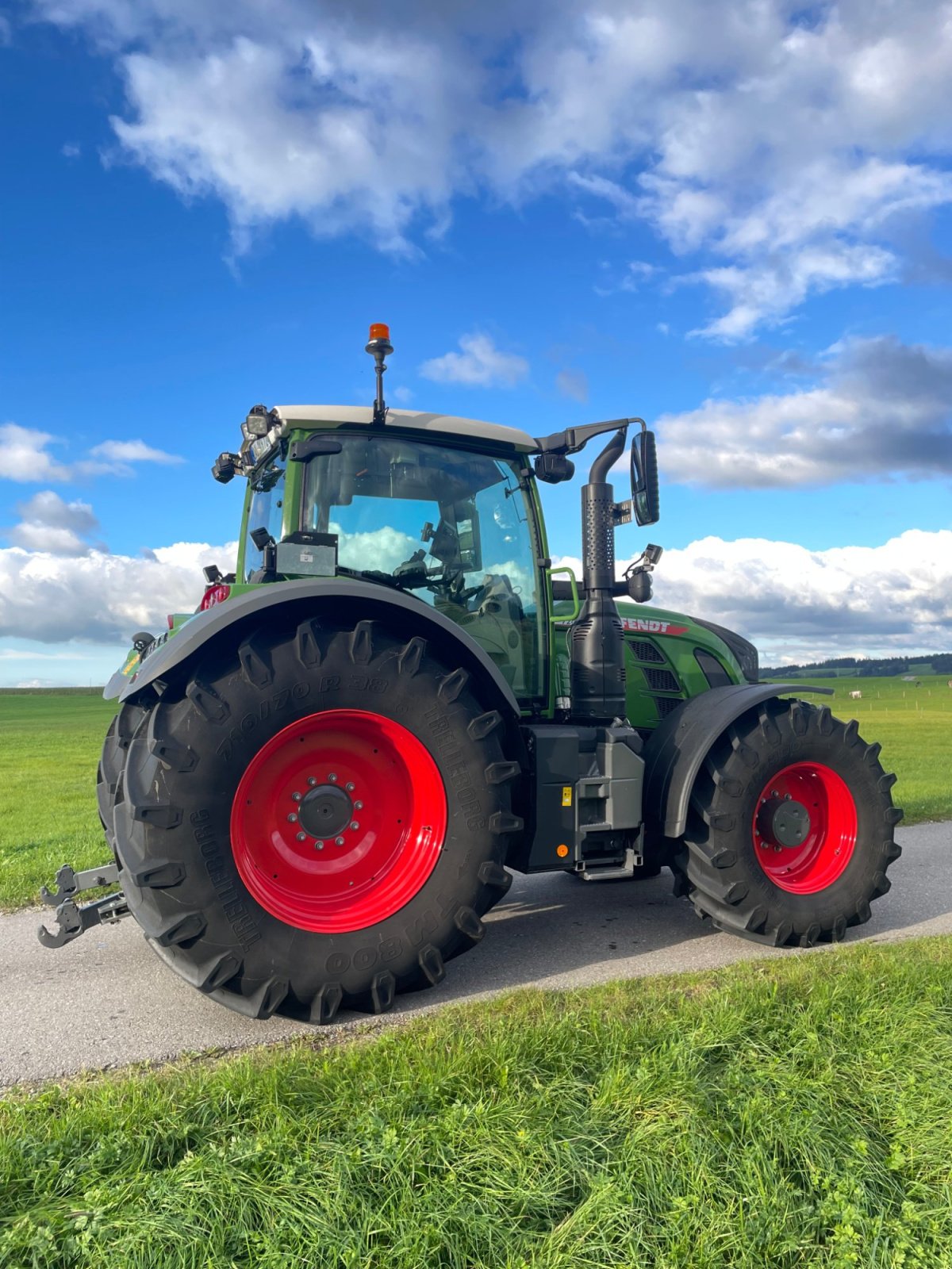 Traktor za tip Fendt 724 Vario ProfiPlus Gen6 Setting 2, Gebrauchtmaschine u Bidingen (Slika 3)