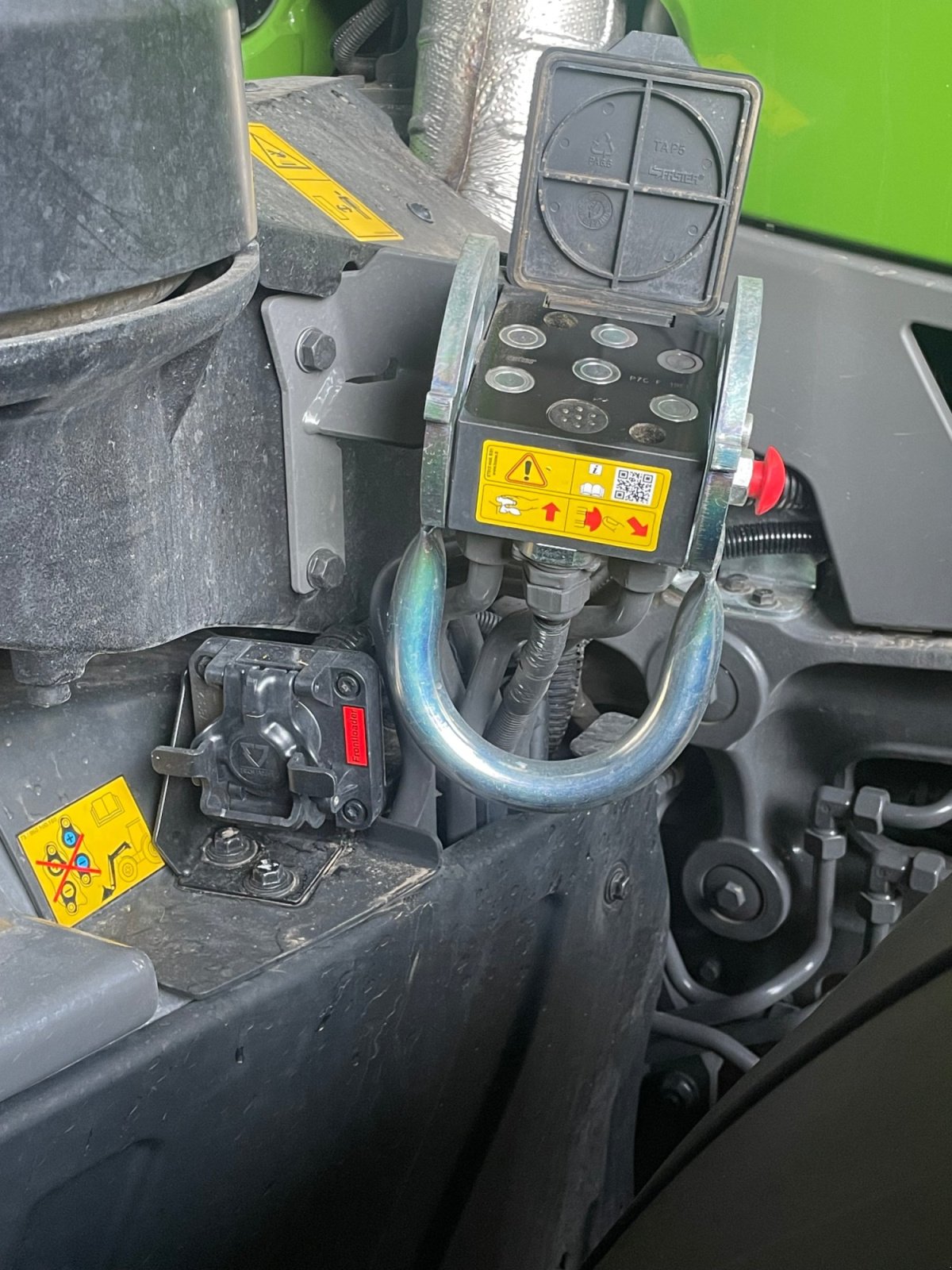 Traktor za tip Fendt 724 Vario ProfiPlus Gen6 Setting 2, Gebrauchtmaschine u Bidingen (Slika 14)