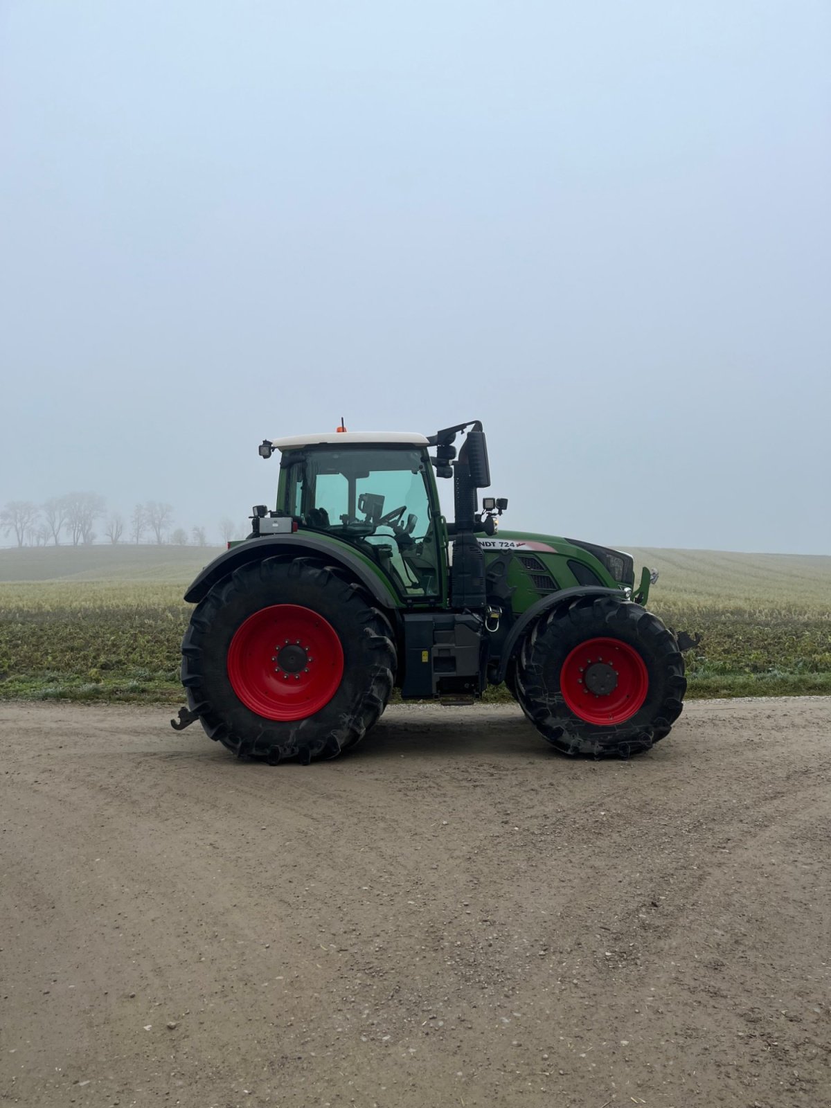 Traktor typu Fendt 724 Vario ProfiPlus S4, Gebrauchtmaschine v Ried (Obrázok 2)
