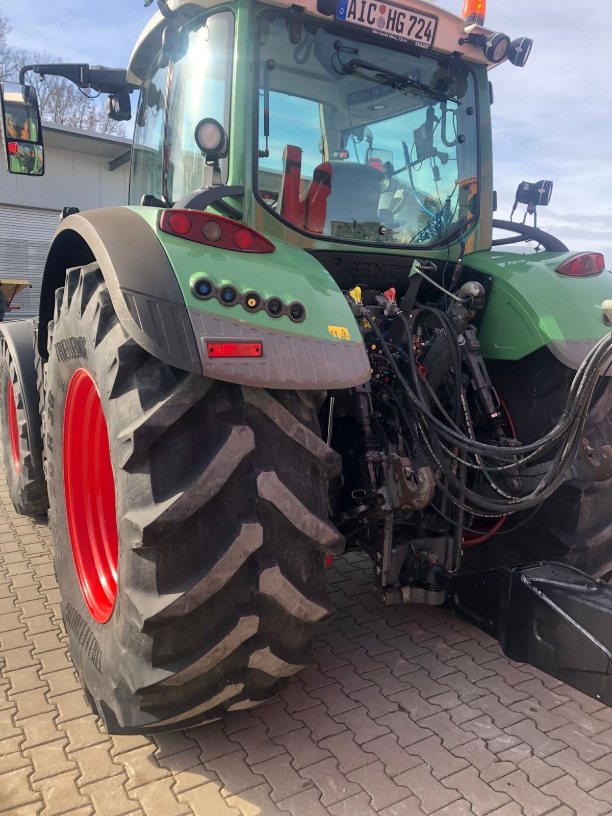 Traktor del tipo Fendt 724 Vario ProfiPlus, Gebrauchtmaschine In Affing  (Immagine 3)