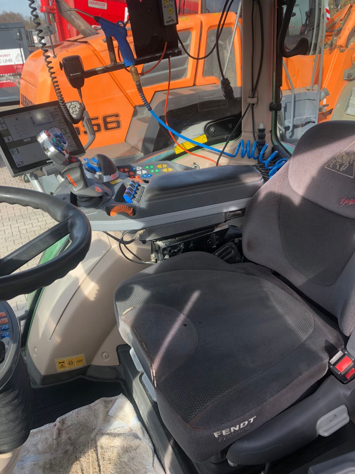 Traktor del tipo Fendt 724 Vario ProfiPlus, Gebrauchtmaschine In Affing  (Immagine 4)