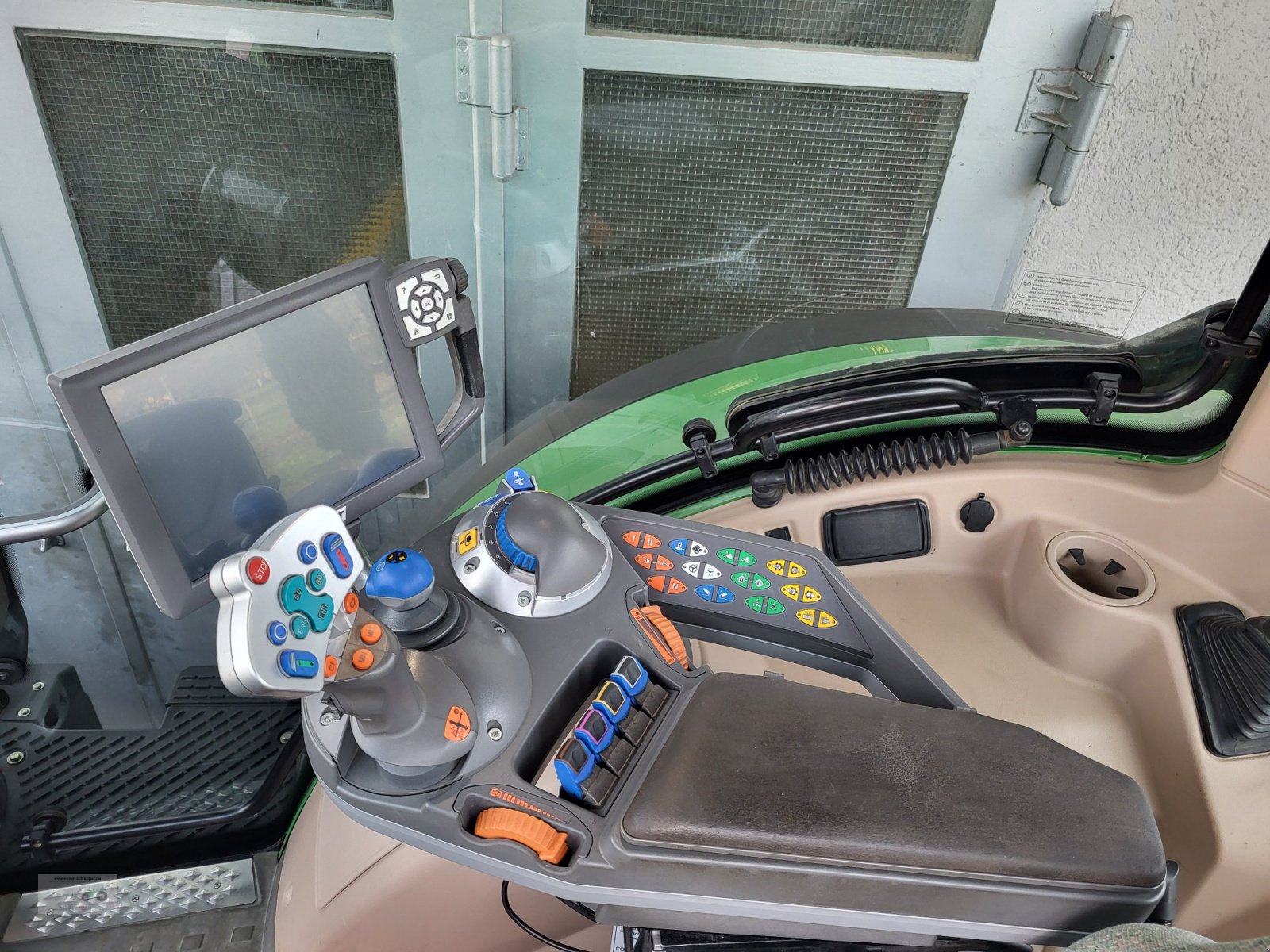Traktor typu Fendt 724 Vario ProfiPlus, Gebrauchtmaschine v Bühlerzell (Obrázek 4)