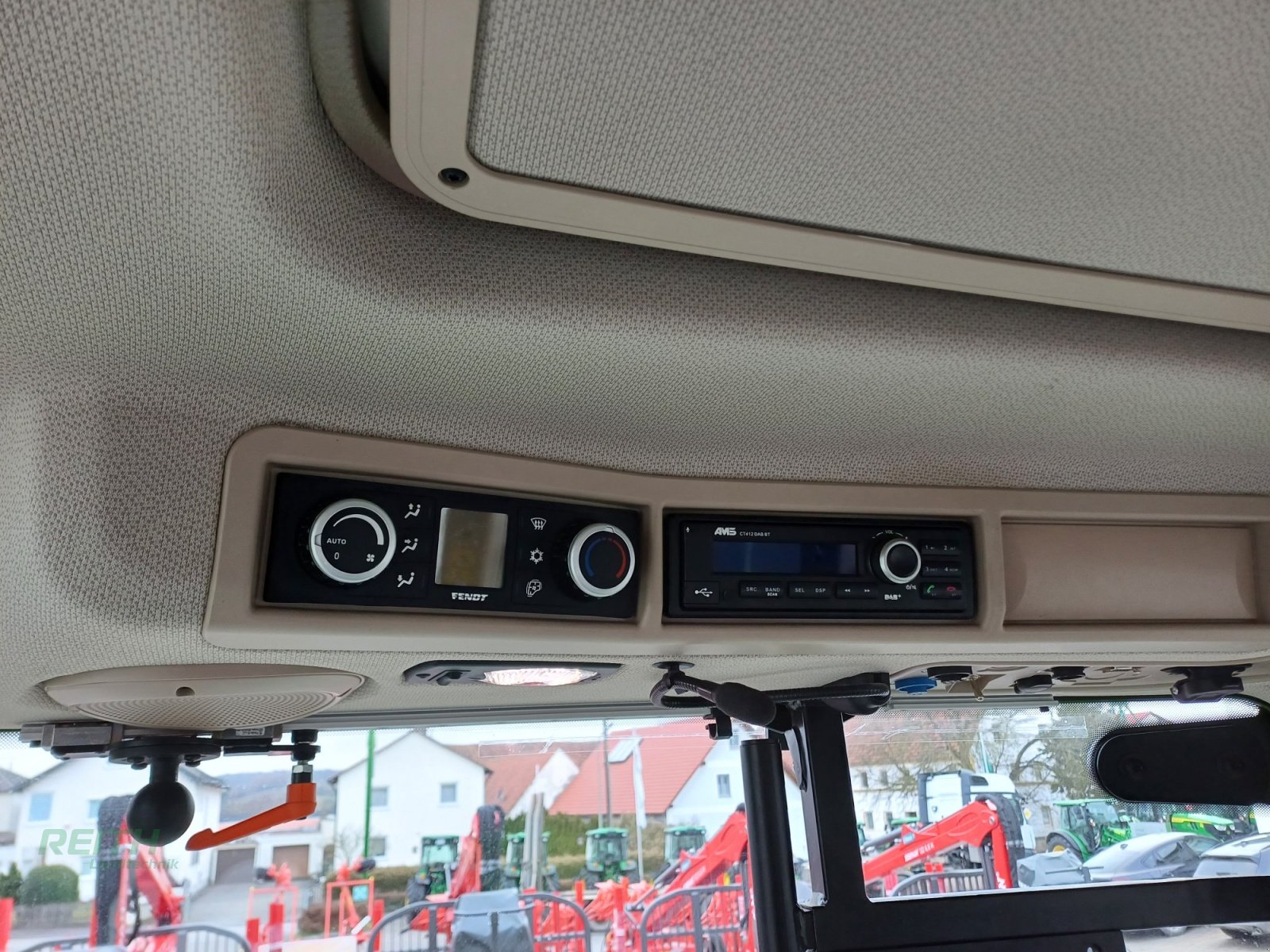 Traktor typu Fendt 724 Vario ProfiPlus, Gebrauchtmaschine w Wolnzach (Zdjęcie 18)