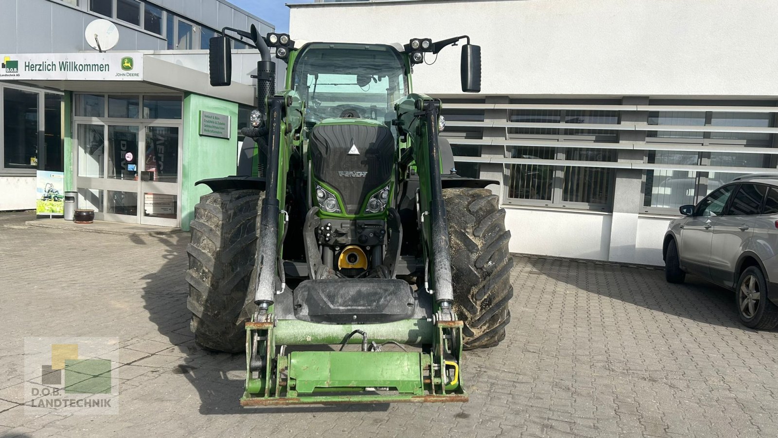 Traktor tip Fendt 724 Vario ProfiPlus, Gebrauchtmaschine in Regensburg (Poză 3)