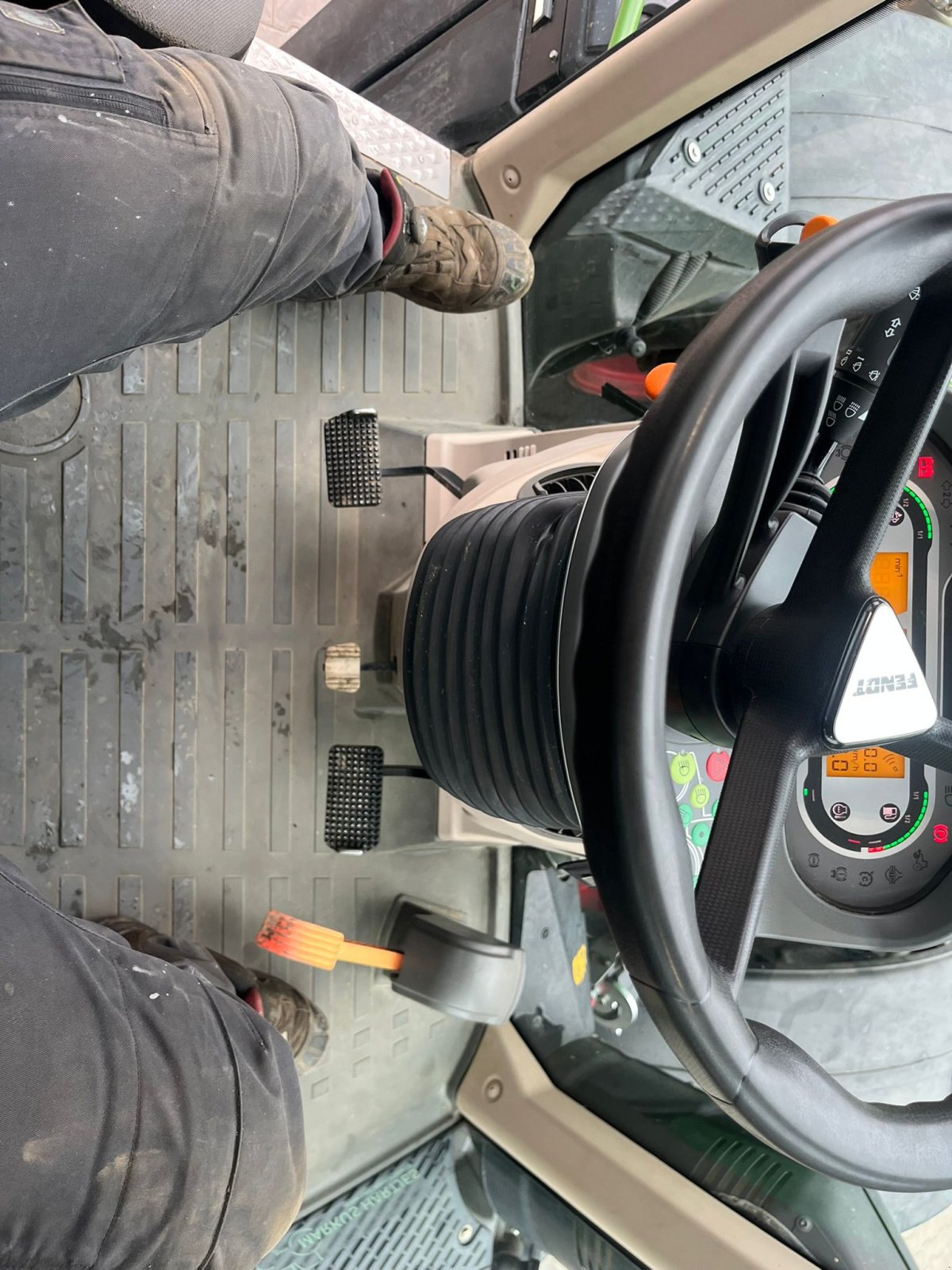 Traktor za tip Fendt 724 Vario ProfiPlus, Gebrauchtmaschine u Issum (Slika 16)