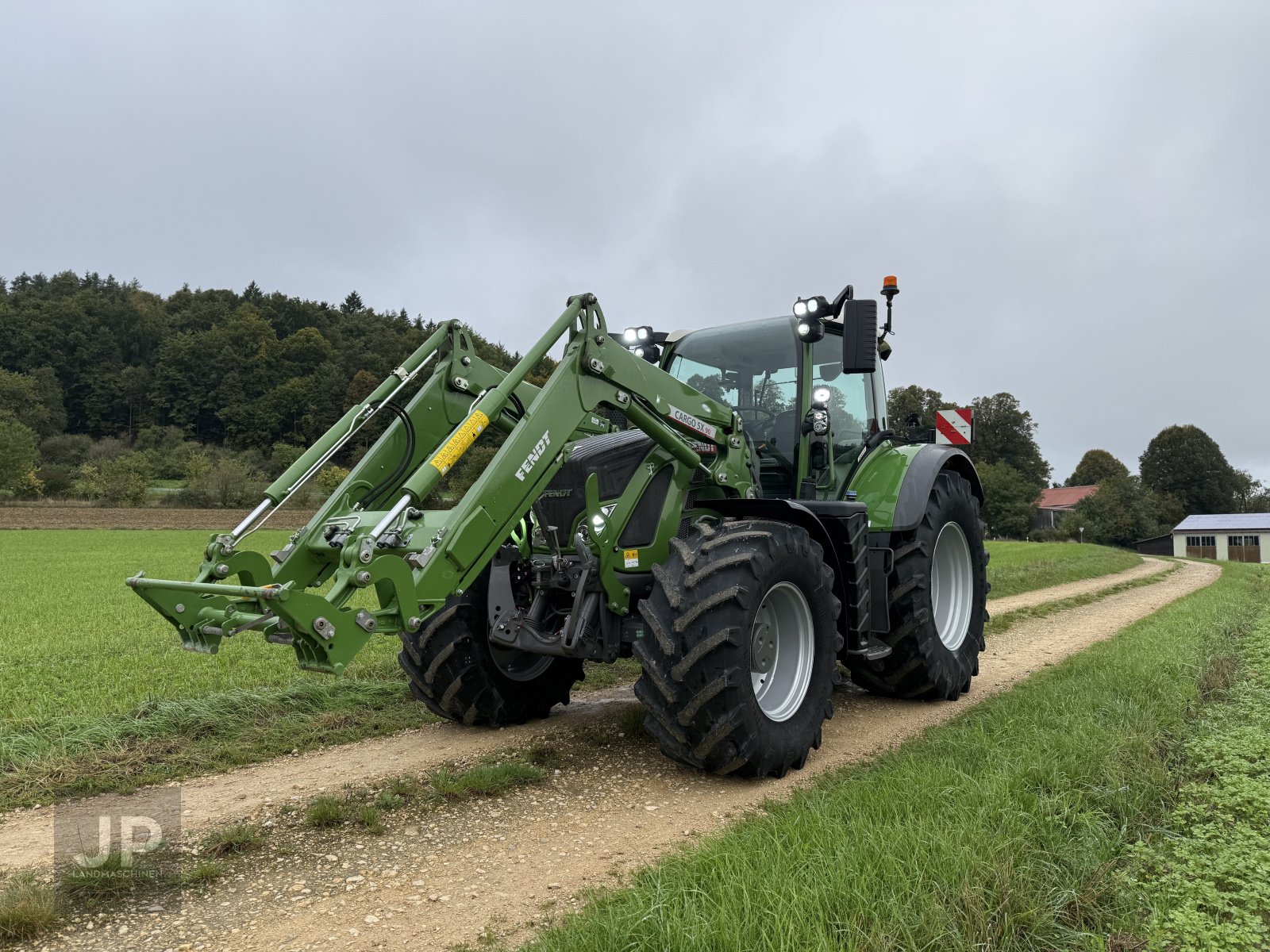 Traktor del tipo Fendt 724 Vario ProfiPlus, Gebrauchtmaschine In Kastl (Immagine 2)