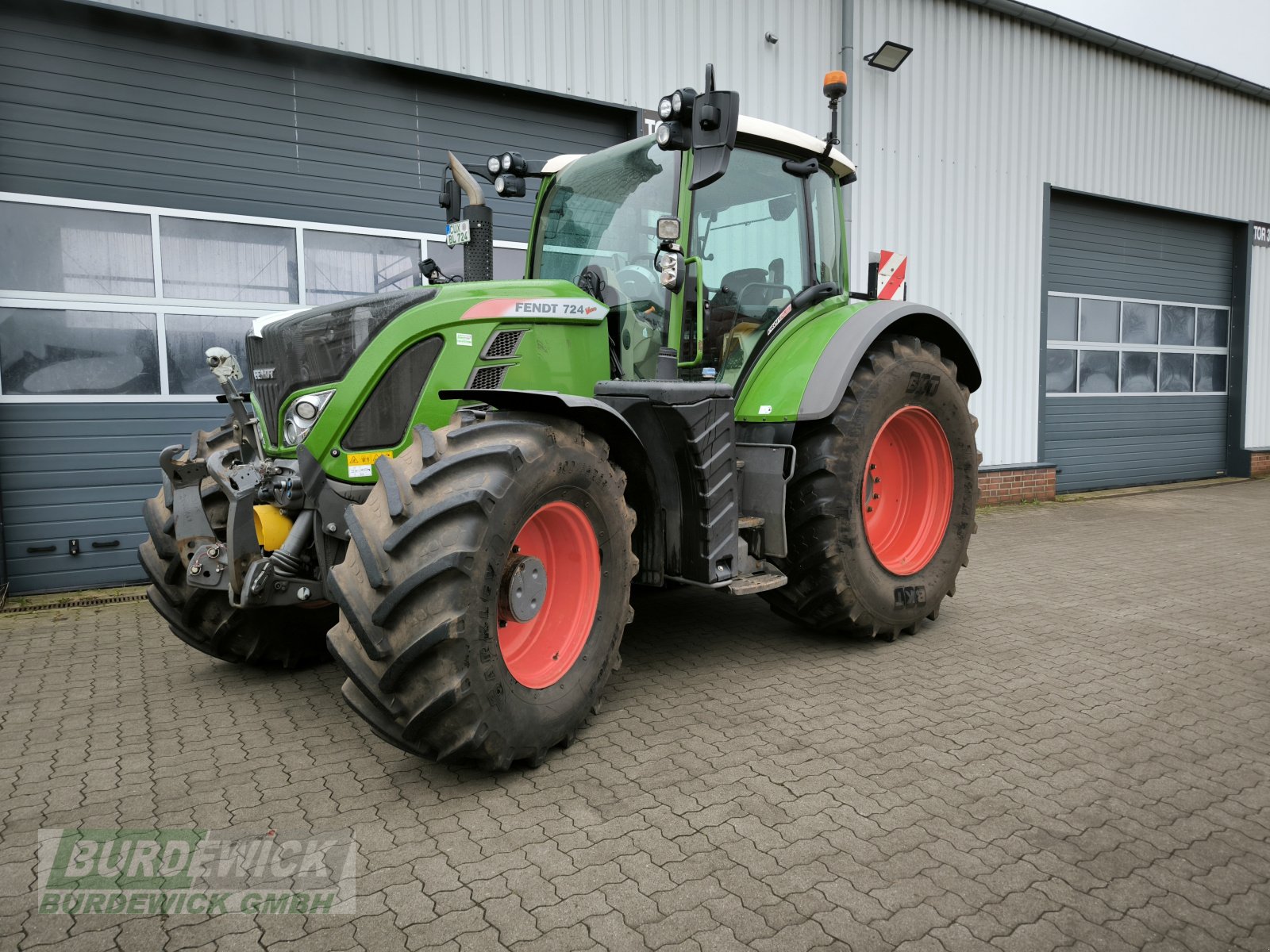 Traktor del tipo Fendt 724 Vario ProfiPlus, Gebrauchtmaschine In Lamstedt (Immagine 1)