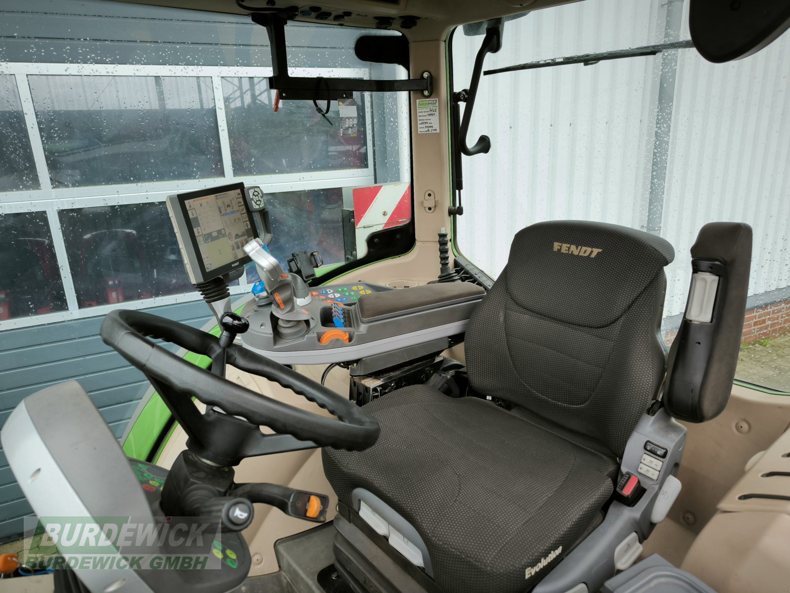 Traktor del tipo Fendt 724 Vario ProfiPlus, Gebrauchtmaschine In Lamstedt (Immagine 7)
