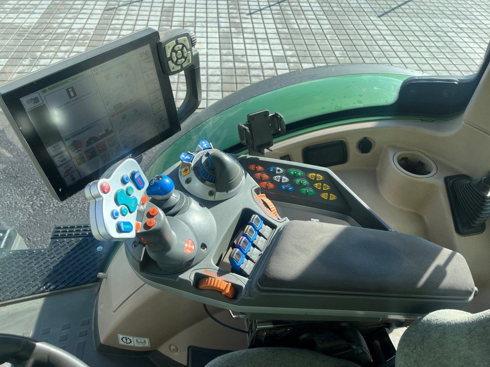 Traktor of the type Fendt 724 Vario ProfiPlus, Gebrauchtmaschine in Frastanz (Picture 12)