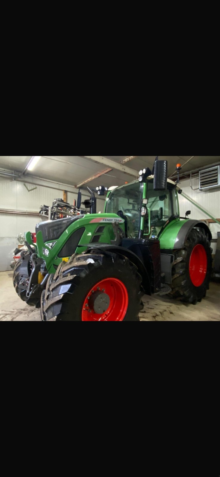 Traktor типа Fendt 724 Vario ProfiPlus, Gebrauchtmaschine в Donaueschingen (Фотография 2)