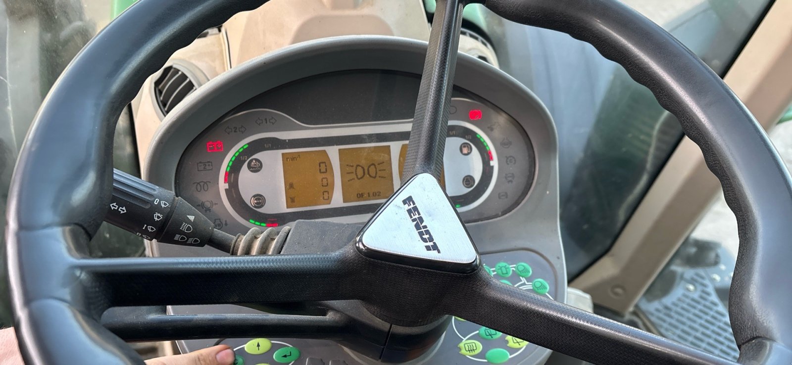 Traktor типа Fendt 724 Vario ProfiPlus, Gebrauchtmaschine в Donaueschingen (Фотография 9)