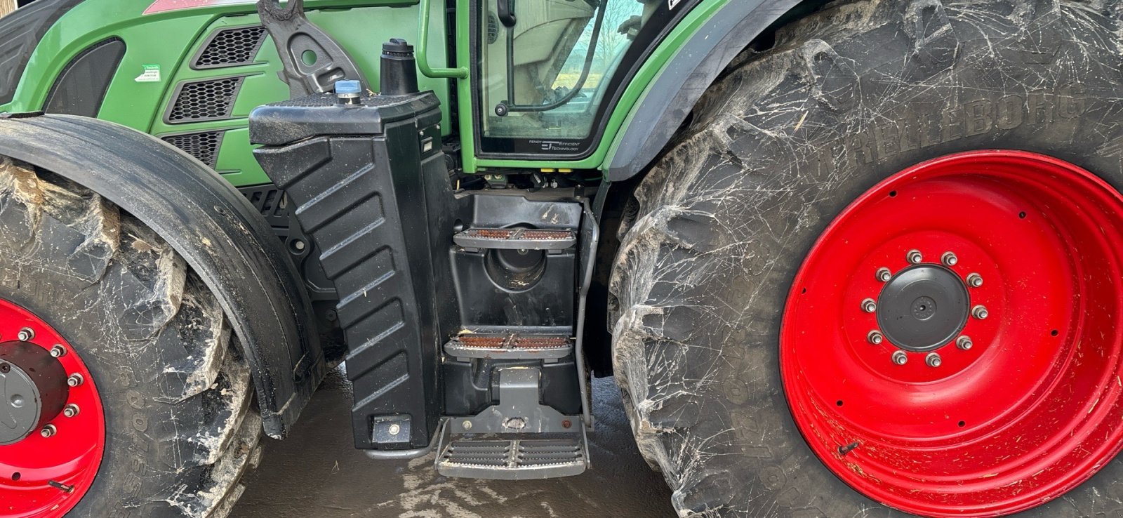 Traktor типа Fendt 724 Vario ProfiPlus, Gebrauchtmaschine в Donaueschingen (Фотография 10)