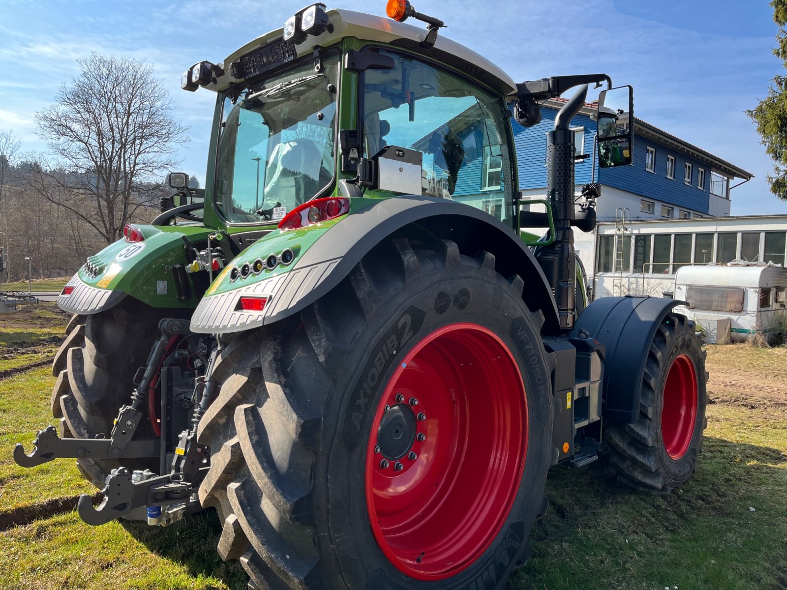Traktor Türe ait Fendt 724 Vario ProfiPlus, Neumaschine içinde Donaueschingen (resim 3)