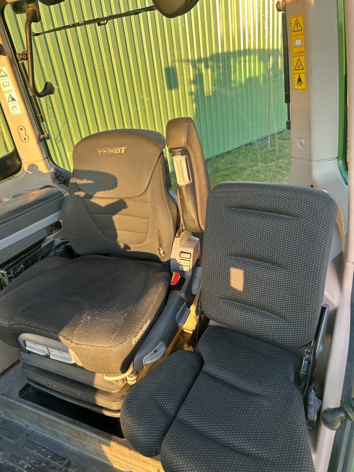 Traktor des Typs Fendt 724 Vario ProfiPlus, Gebrauchtmaschine in Neuendettelsau (Bild 7)