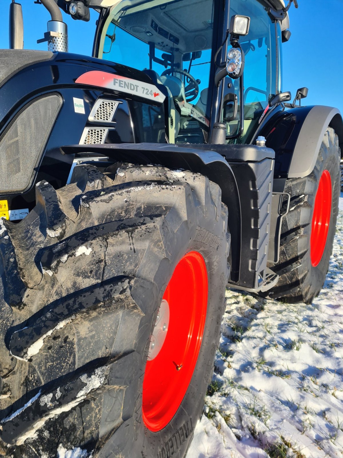 Traktor des Typs Fendt 724 Vario ProfiPlus, Gebrauchtmaschine in Neumarkt-St.Veit (Bild 3)