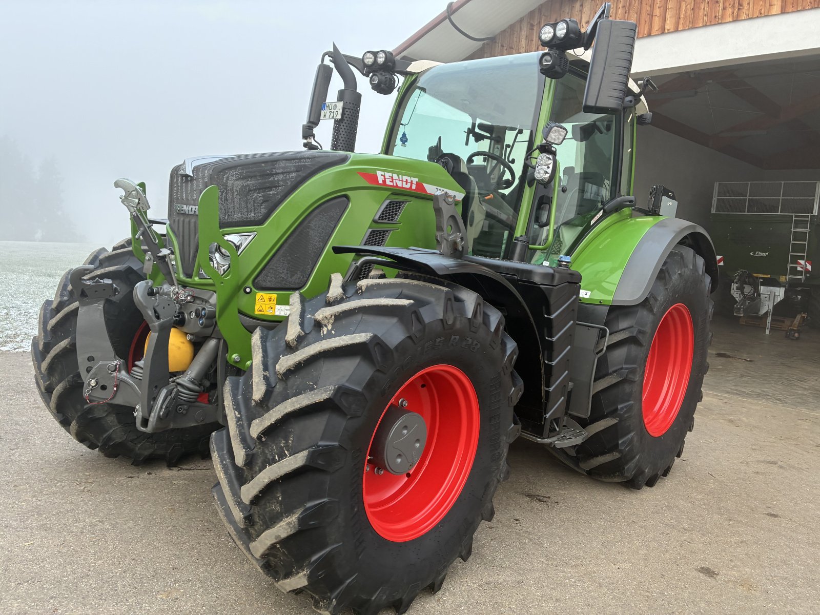 Traktor del tipo Fendt 724 Vario ProfiPlus, Gebrauchtmaschine en Altötting (Imagen 1)