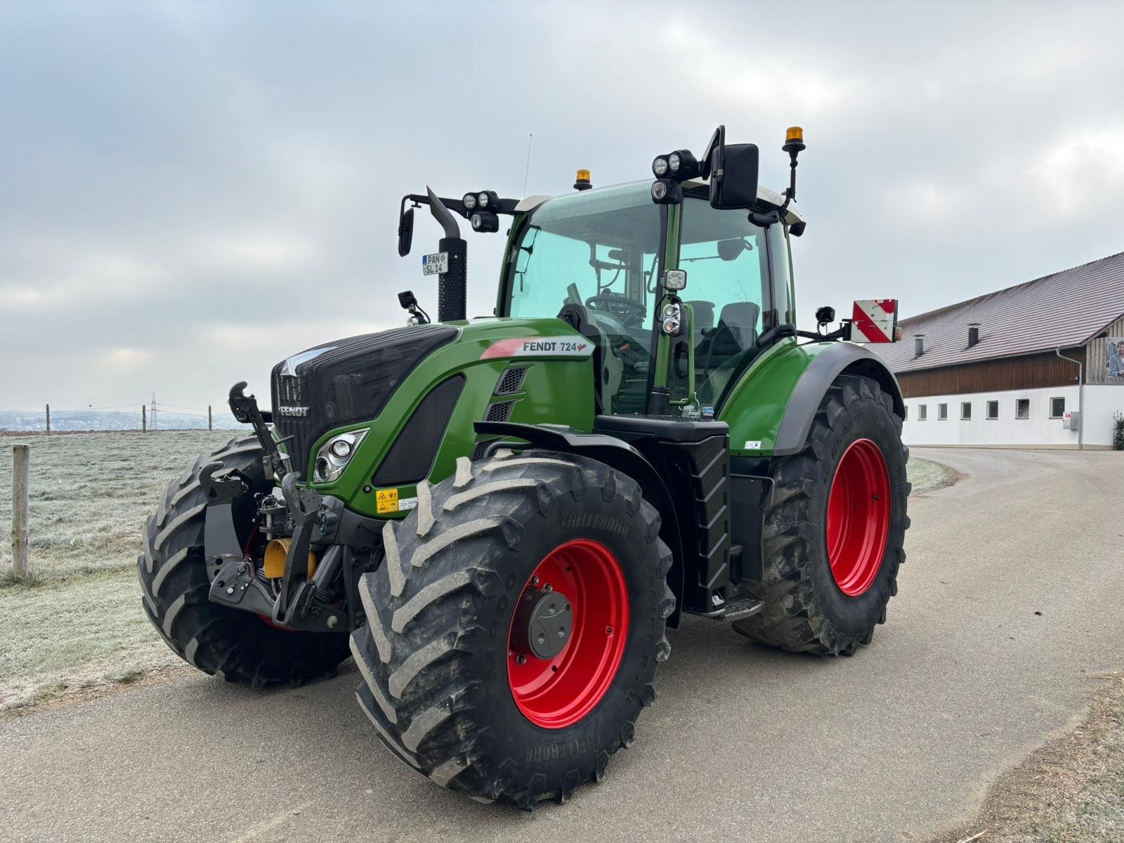 Traktor typu Fendt 724 Vario ProfiPlus, Gebrauchtmaschine v Arnstorf (Obrázek 1)