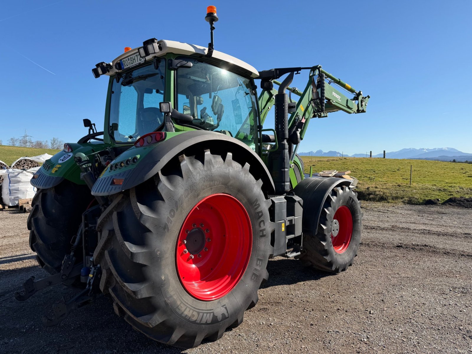 Traktor des Typs Fendt 724 Vario ProfiPlus, Gebrauchtmaschine in Feldkirchen - Westerham (Bild 9)