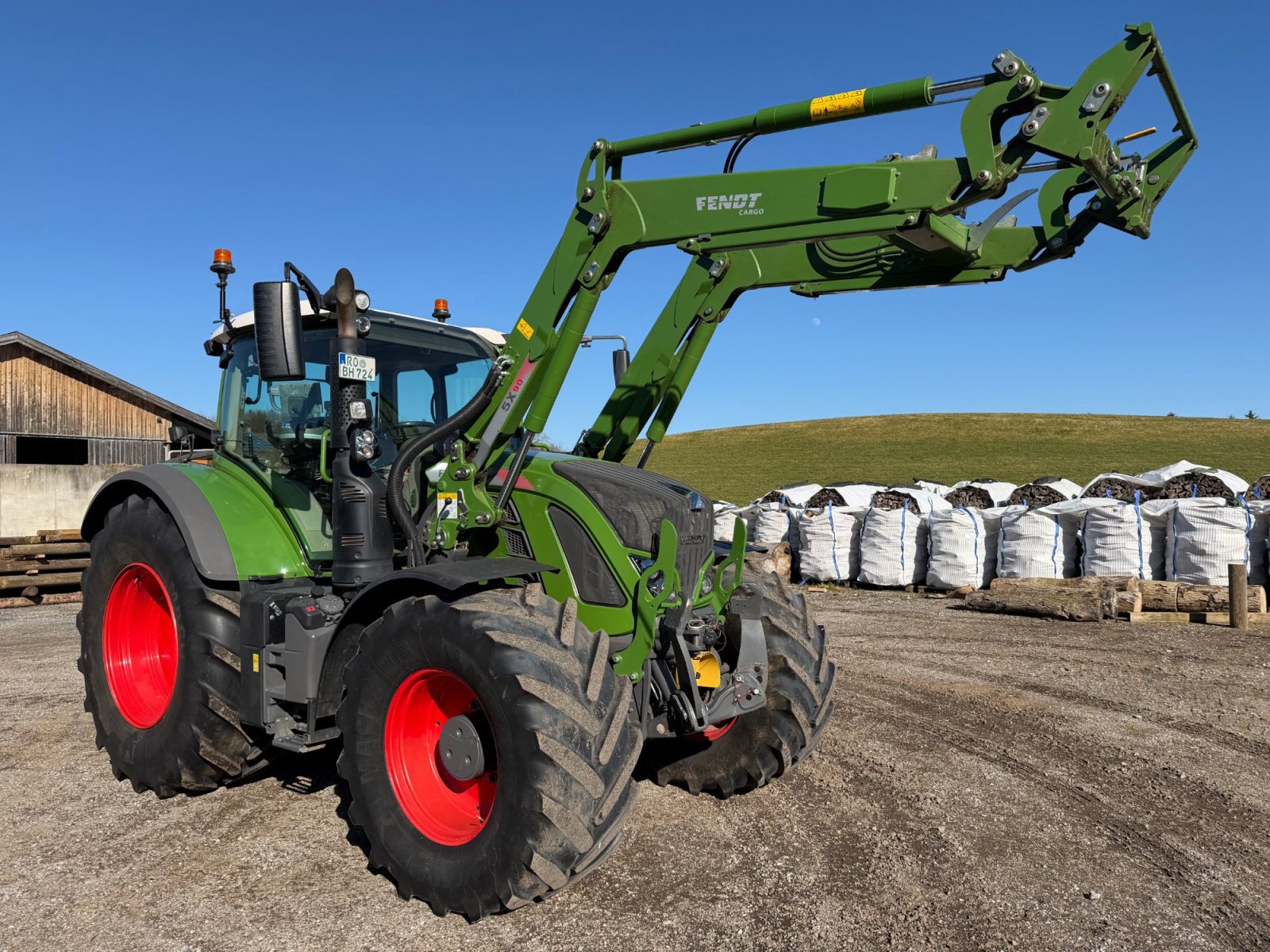 Traktor des Typs Fendt 724 Vario ProfiPlus, Gebrauchtmaschine in Feldkirchen - Westerham (Bild 11)