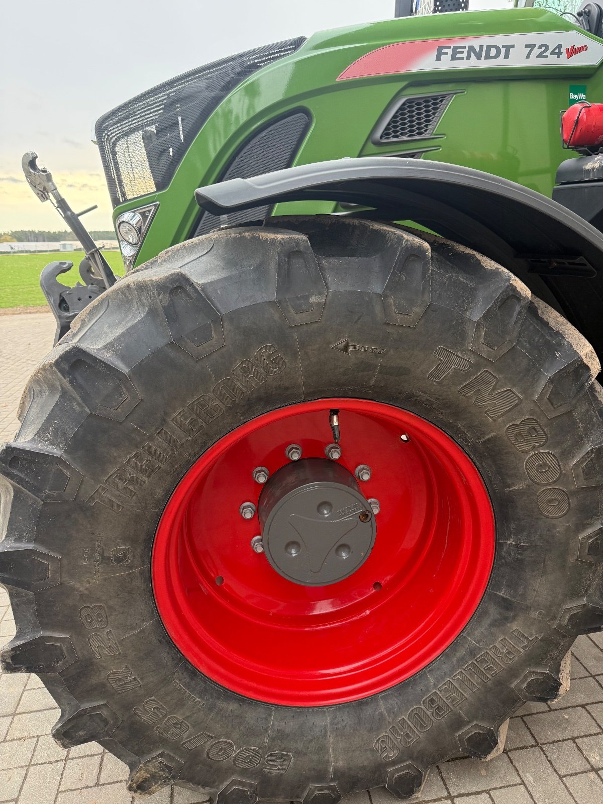 Traktor типа Fendt 724 Vario ProfiPlus, Gebrauchtmaschine в Rohr (Фотография 3)