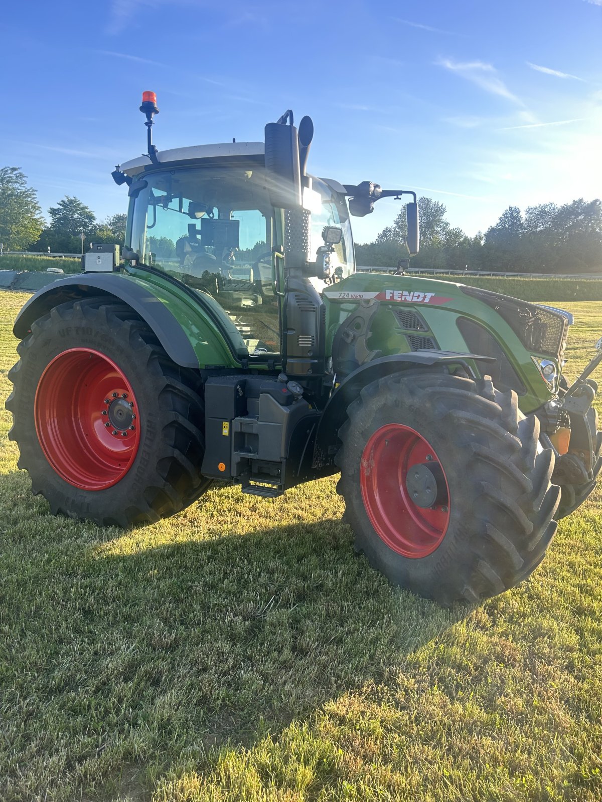 Traktor typu Fendt 724 Vario ProfiPlus, Gebrauchtmaschine v Rötz (Obrázek 1)