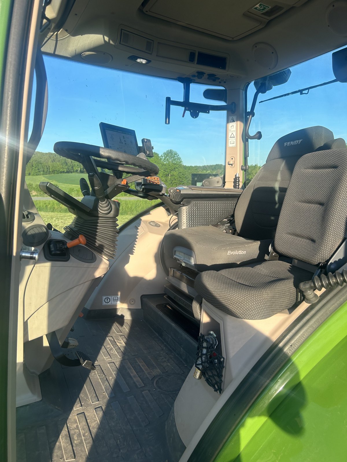 Traktor typu Fendt 724 Vario ProfiPlus, Gebrauchtmaschine v Rötz (Obrázek 2)