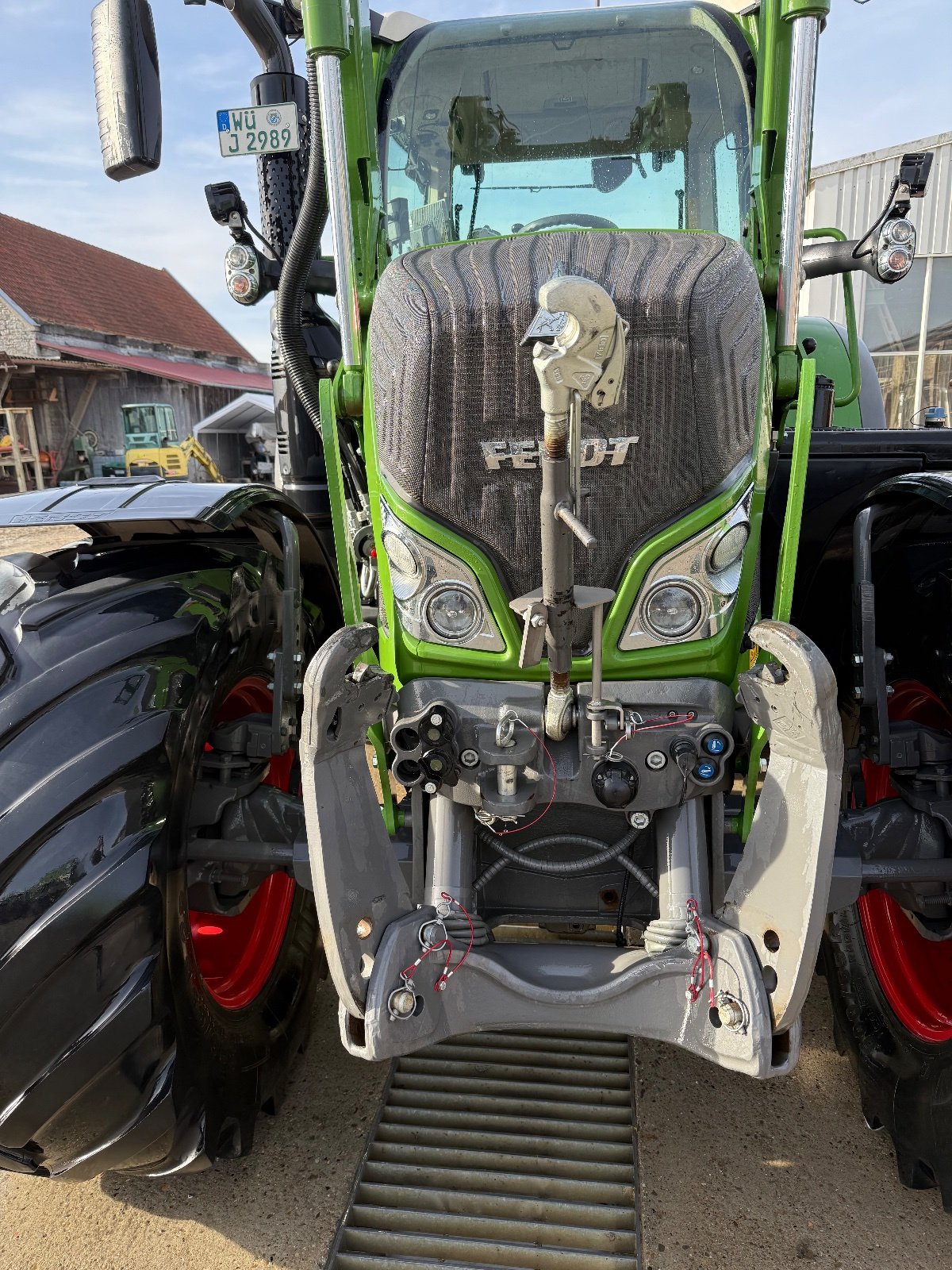 Traktor of the type Fendt 724 Vario ProfiPlus, Gebrauchtmaschine in Geroldshausen (Picture 4)