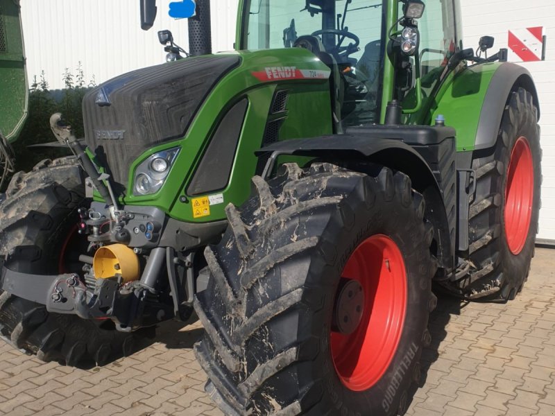 Traktor des Typs Fendt 724 Vario ProfiPlus, Gebrauchtmaschine in Eichendorf (Bild 1)